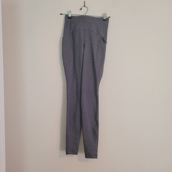 Lululemon Swift Speed HR Tight 28" Size 4 - Picture 1 of 12